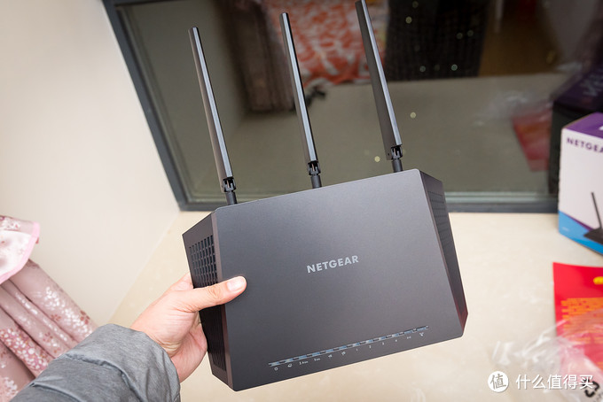 NETGEAR 美国网件 R7000 双频千兆无线路由器 开箱 刷梅林 组SS 体验教程