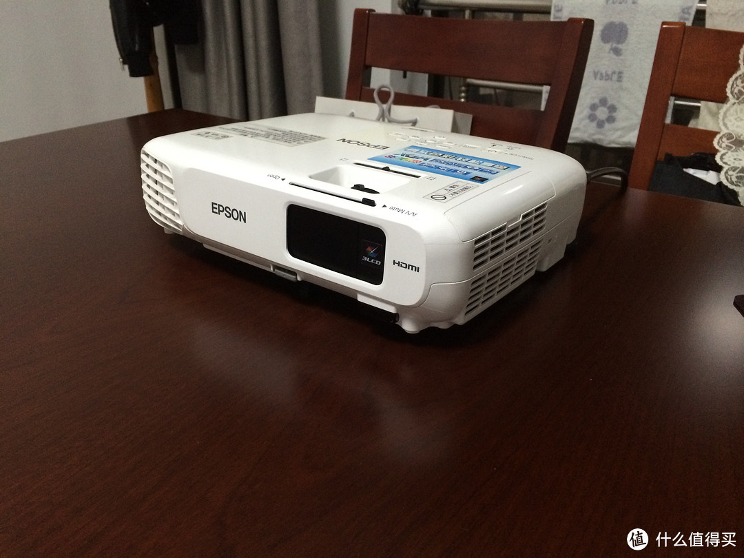 来，先开个会 — EPSON 爱普生 CB-X24 投影仪 使用报告