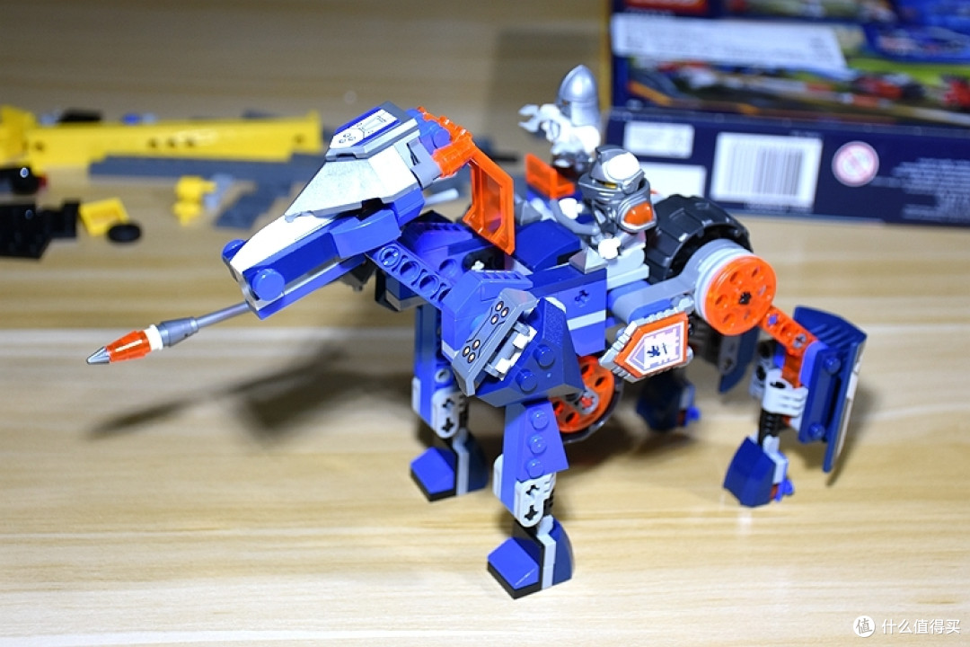 lego乐高nexoknights篇三70312兰斯的机械变形神驹