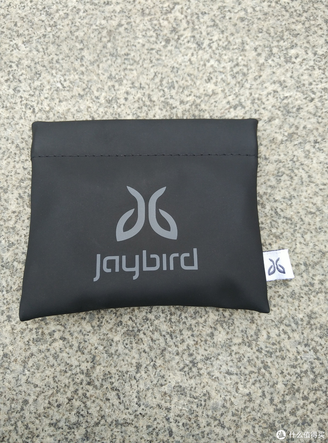 在奔跑中享受律动——Jaybird freedom Wireless 无线蓝牙运动耳机评测