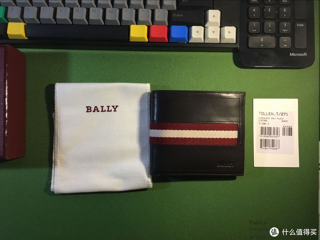 长情的告白不只有钢笔，还有 BALLY 巴利 钱包