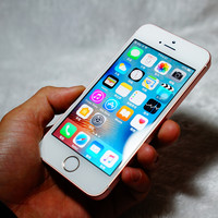 苹果 iPhone SE 手机使用总结(Siri|摄像头|系统)