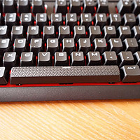 美商海盗船 STRAFE RGB 机械键盘使用总结(灯效|尺寸|按键|USB接口)