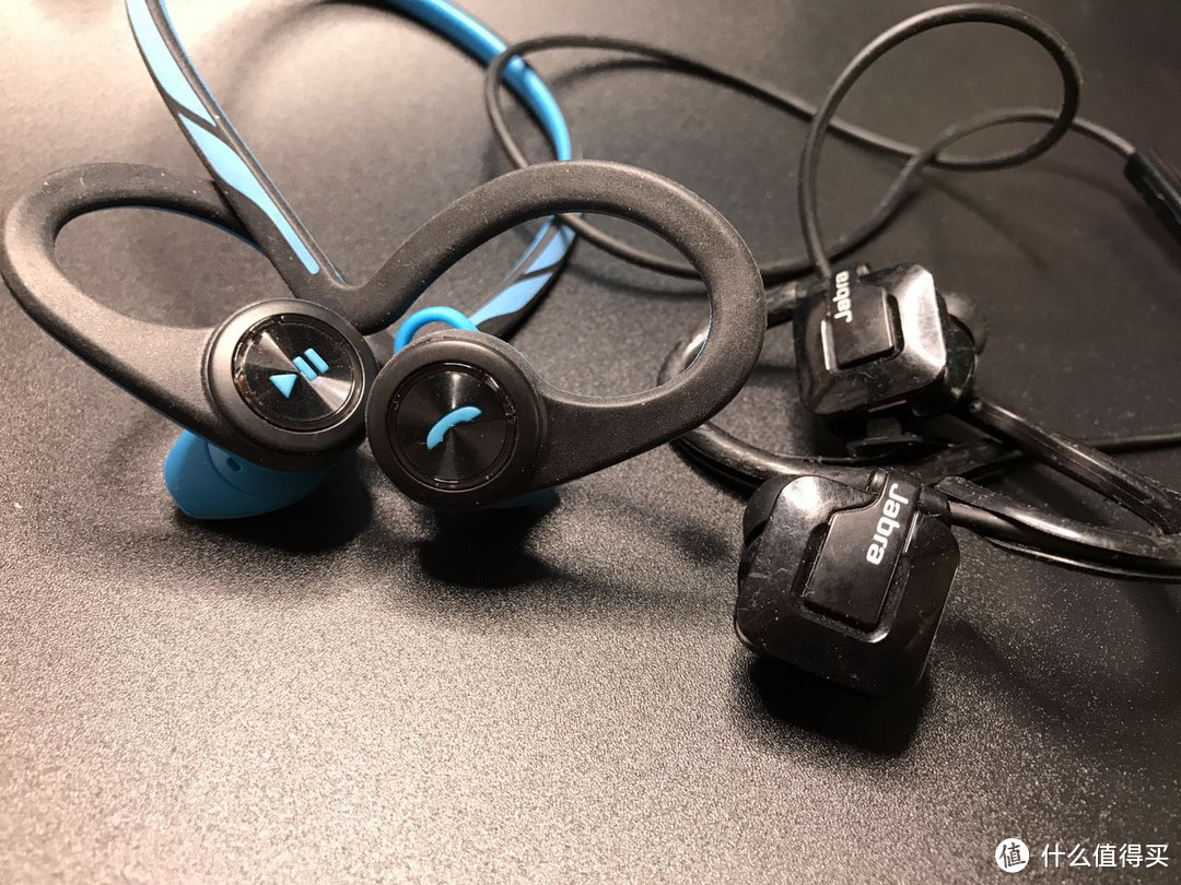 以超级续航的名义——Plantronics 缤特力 Backbeat FIT 无线蓝牙耳机 简评