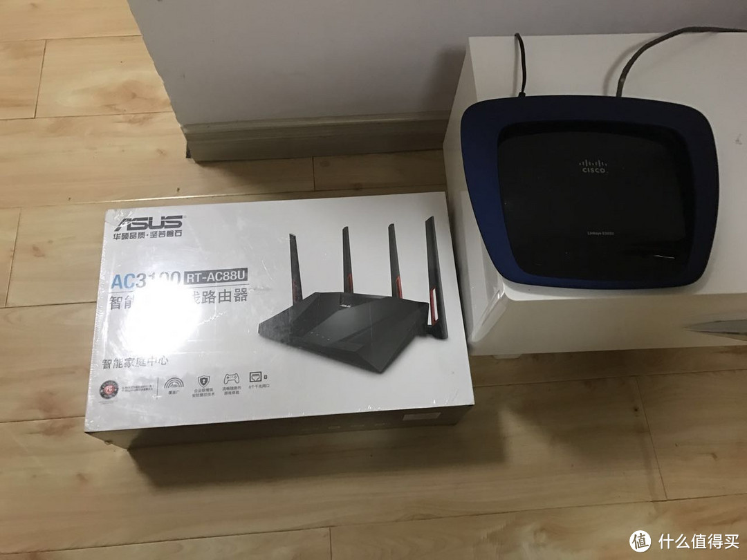 ASUS 华硕 AC-88U 无线路由器 入手体验