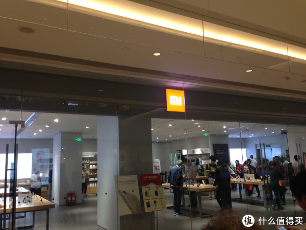 到底和苹果有多像:小米线下旗舰店体验