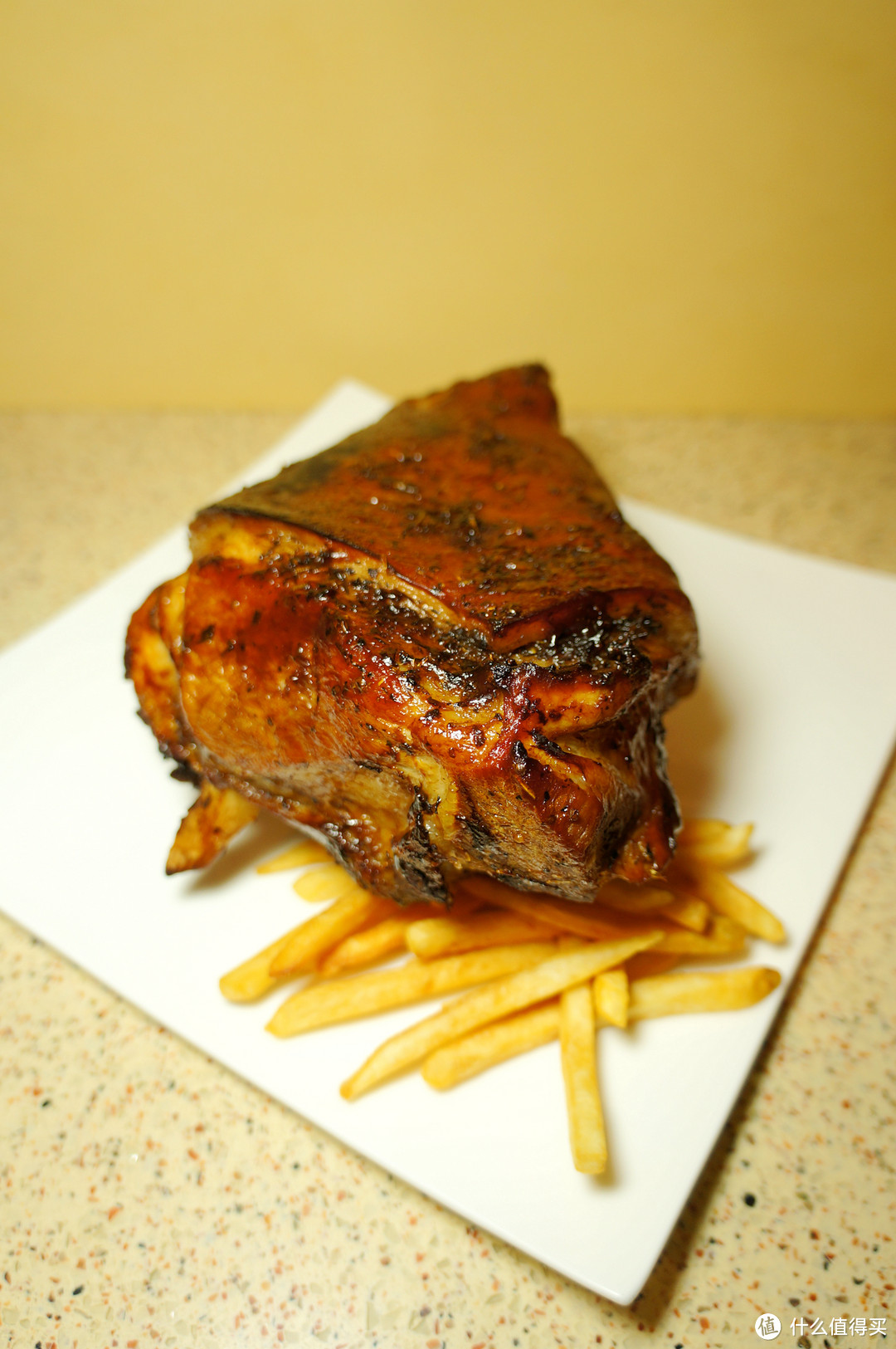 来试试德式的巴伐利亚烤猪肘schweinshaxe吧