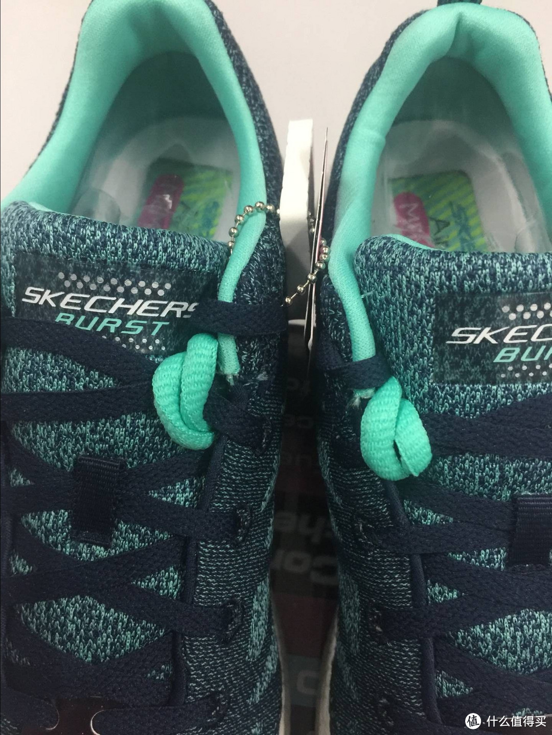 中亚Prime会员第一单：给老妈的又一双 Skechers 运动鞋