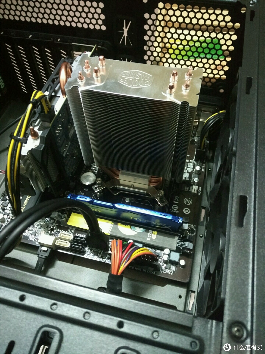 安装并无难度：酷冷至尊T400i CPU 散热器