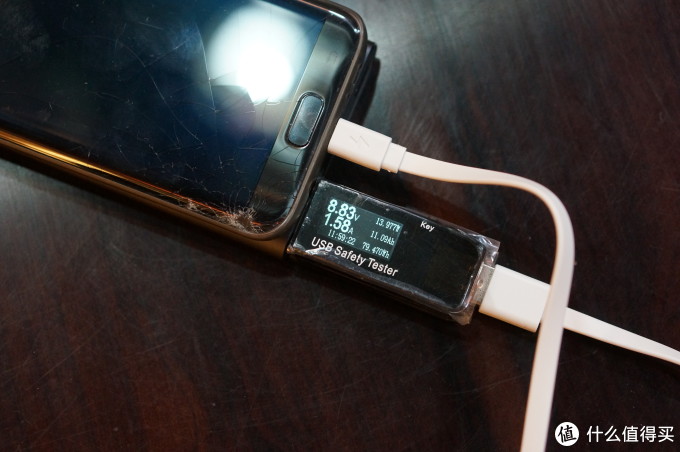 同门相争?——小米移动电源2和小米移动电源高配版深度对比