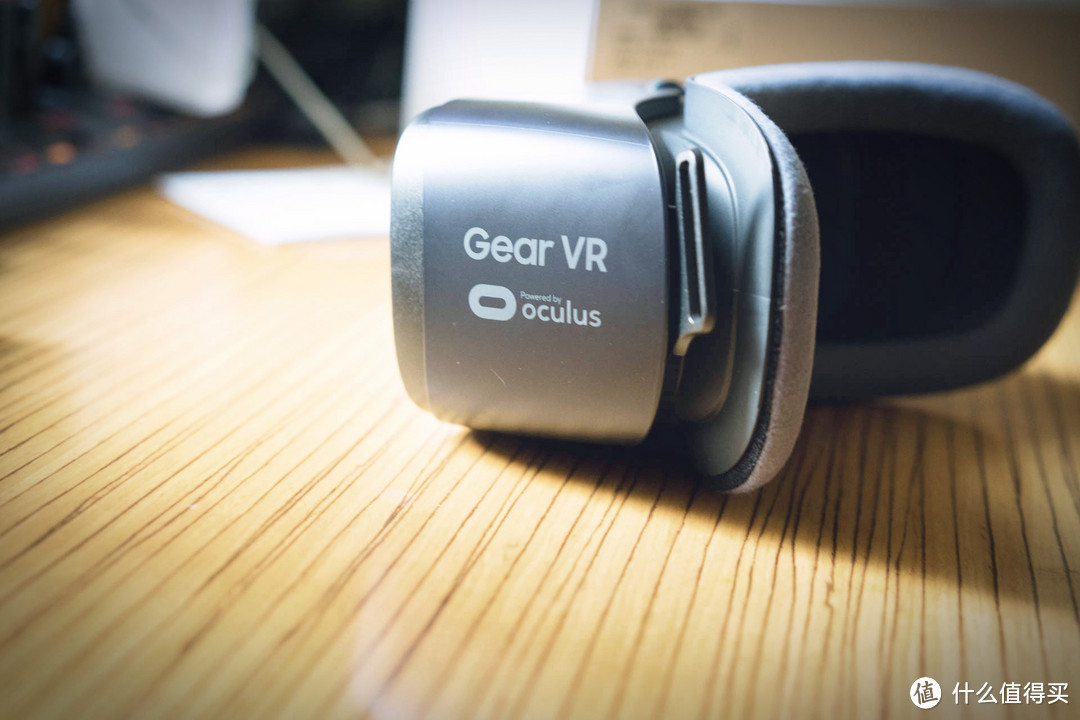 可能是最好的移动VR盒子——SAMSUNG 三星Gear VR四代 开箱评测