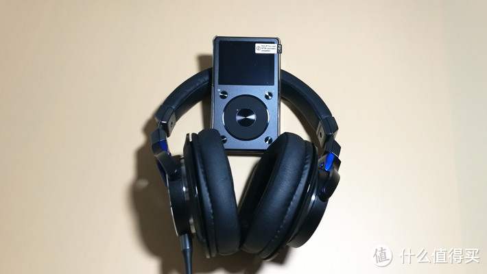 小白听国砖——Fiio 飞傲 X5二代音频播放器 开箱简评