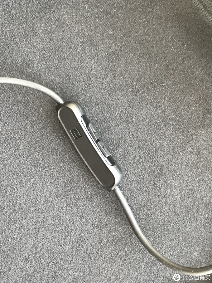 博士降噪耳机qc30使用说明