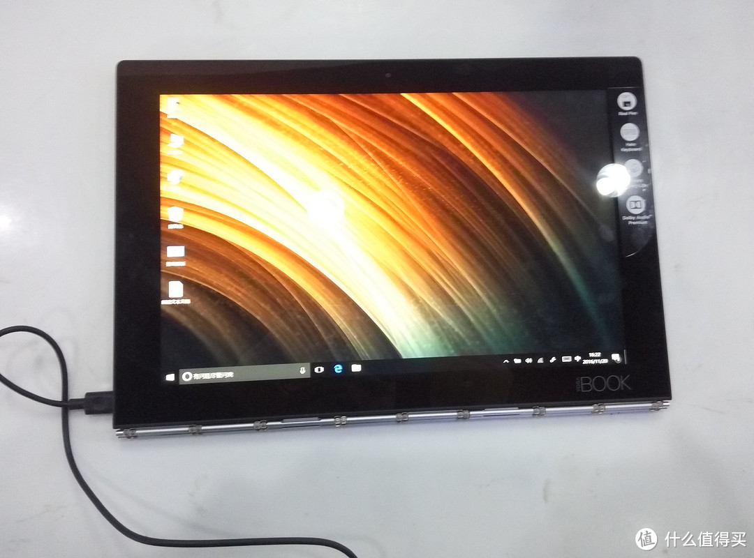 好像很厉害的样子 — Lenovo YOGA BOOK二合一平板电脑 开箱