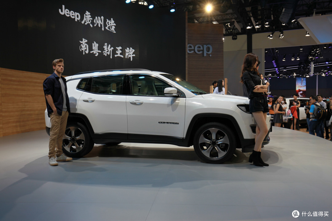 广州车展看热(che)闹(mo):日渐落寞的两厢车与大行其道的SUV