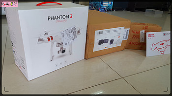 大疆 精灵 Phantom 3 Standard 2.7K 无人机开箱介绍(机翼)