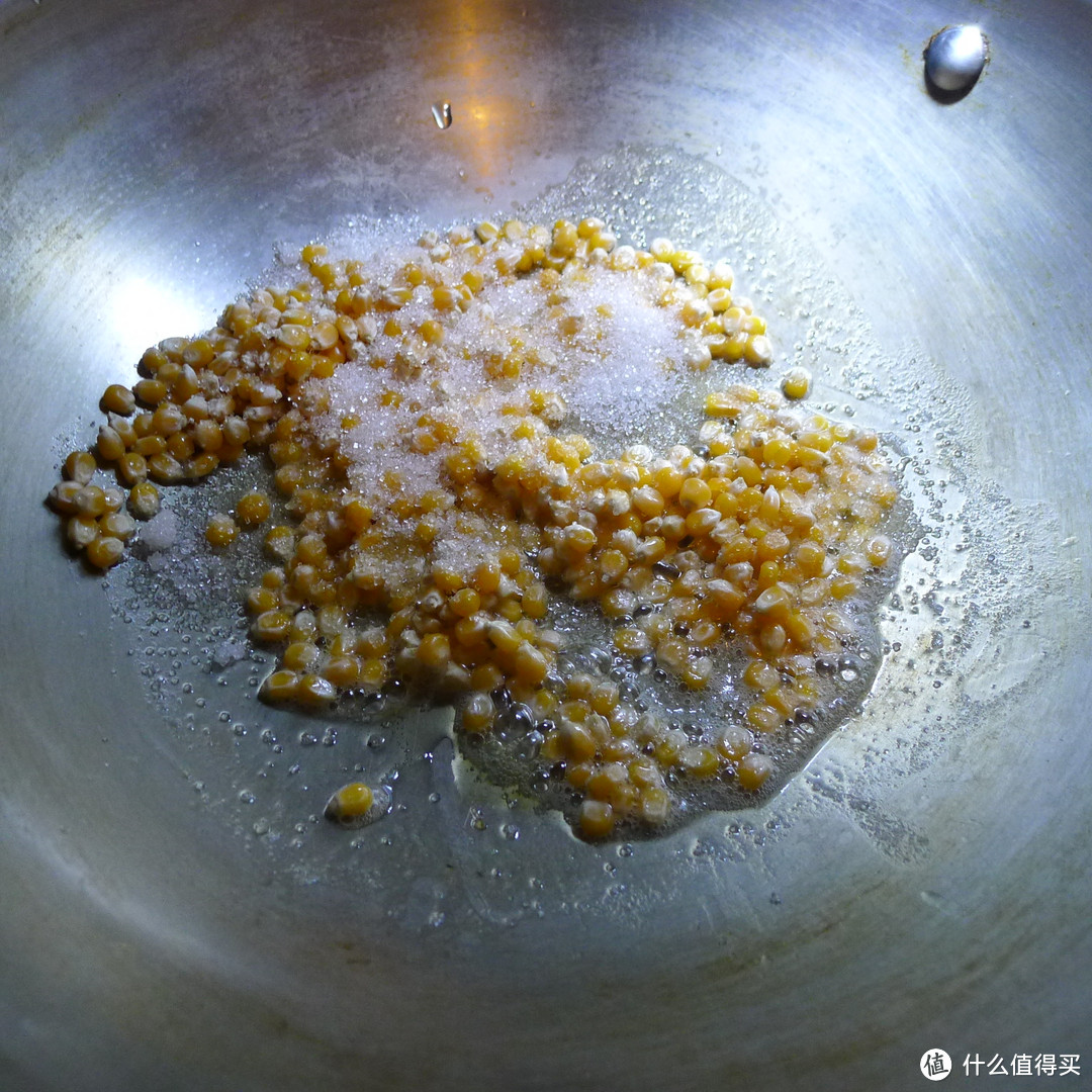 爆米花专用玉米粒的~爆米花