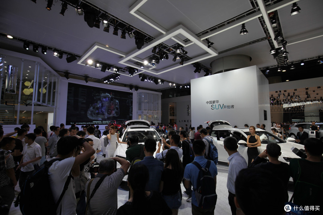 广州车展看热(che)闹(mo):日渐落寞的两厢车与大行其道的SUV