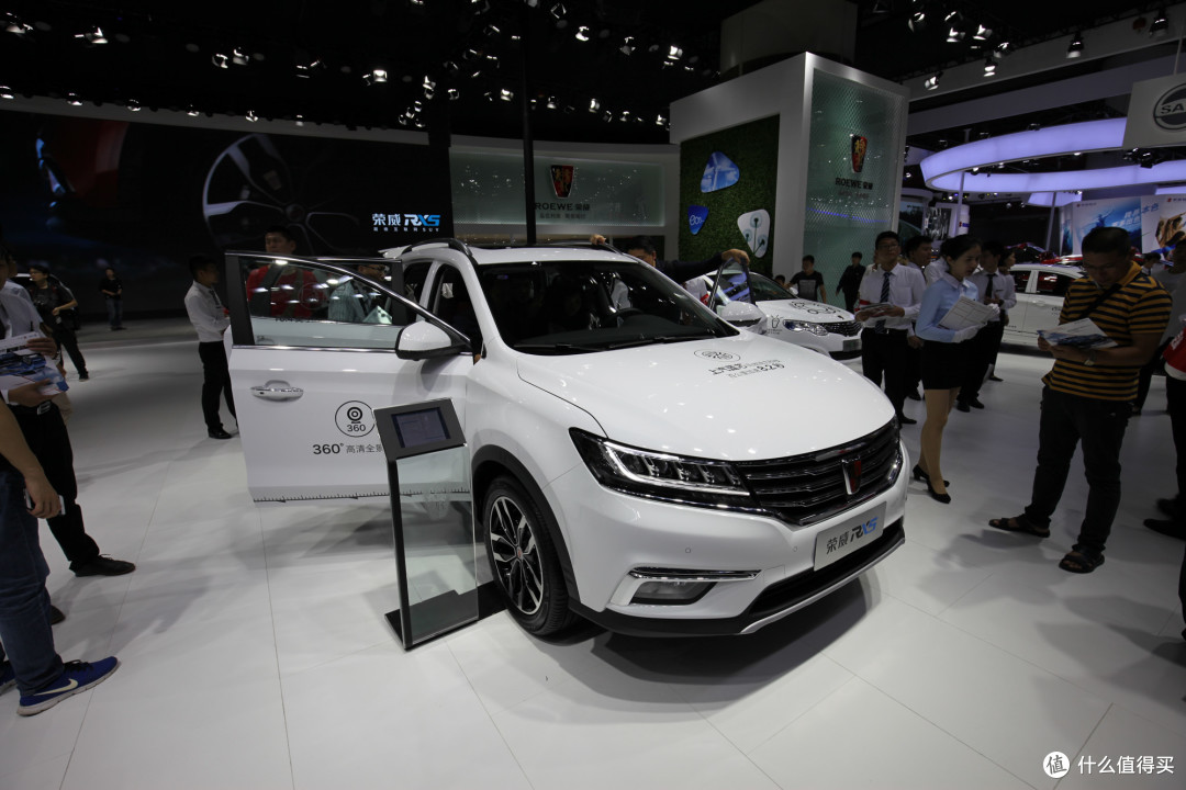 广州车展看热(che)闹(mo):日渐落寞的两厢车与大行其道的SUV