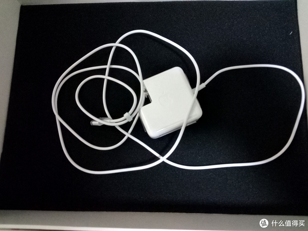 新款 Apple 苹果 MacBook Air MMGG2CH 笔记本电脑 曝晒