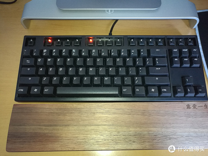 Ducky 魔力鸭 2087s机械键盘 更换PBT透光键帽及清洁作业