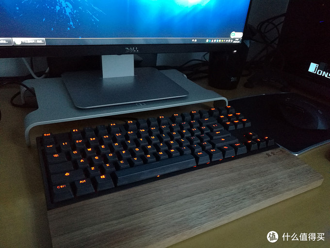 Ducky 魔力鸭 2087s机械键盘 更换PBT透光键帽及清洁作业