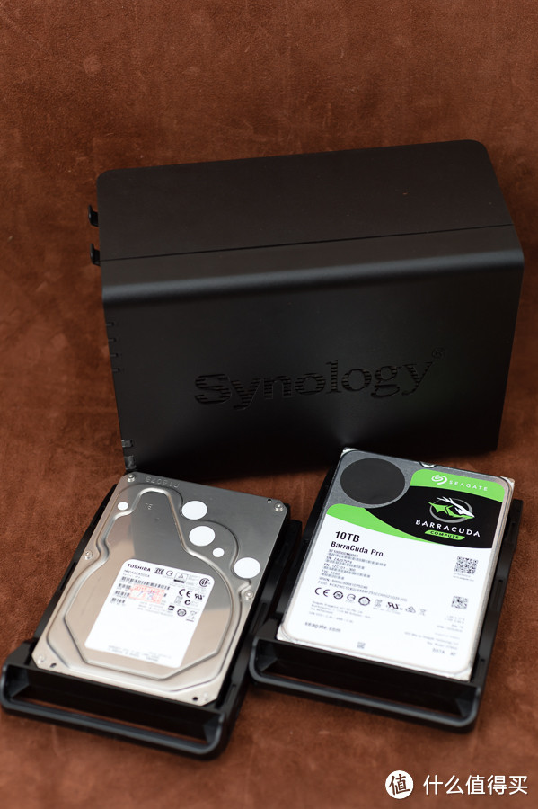 返修硬盘导致的Synology 群晖 DS216+II 开箱和简单入手心得