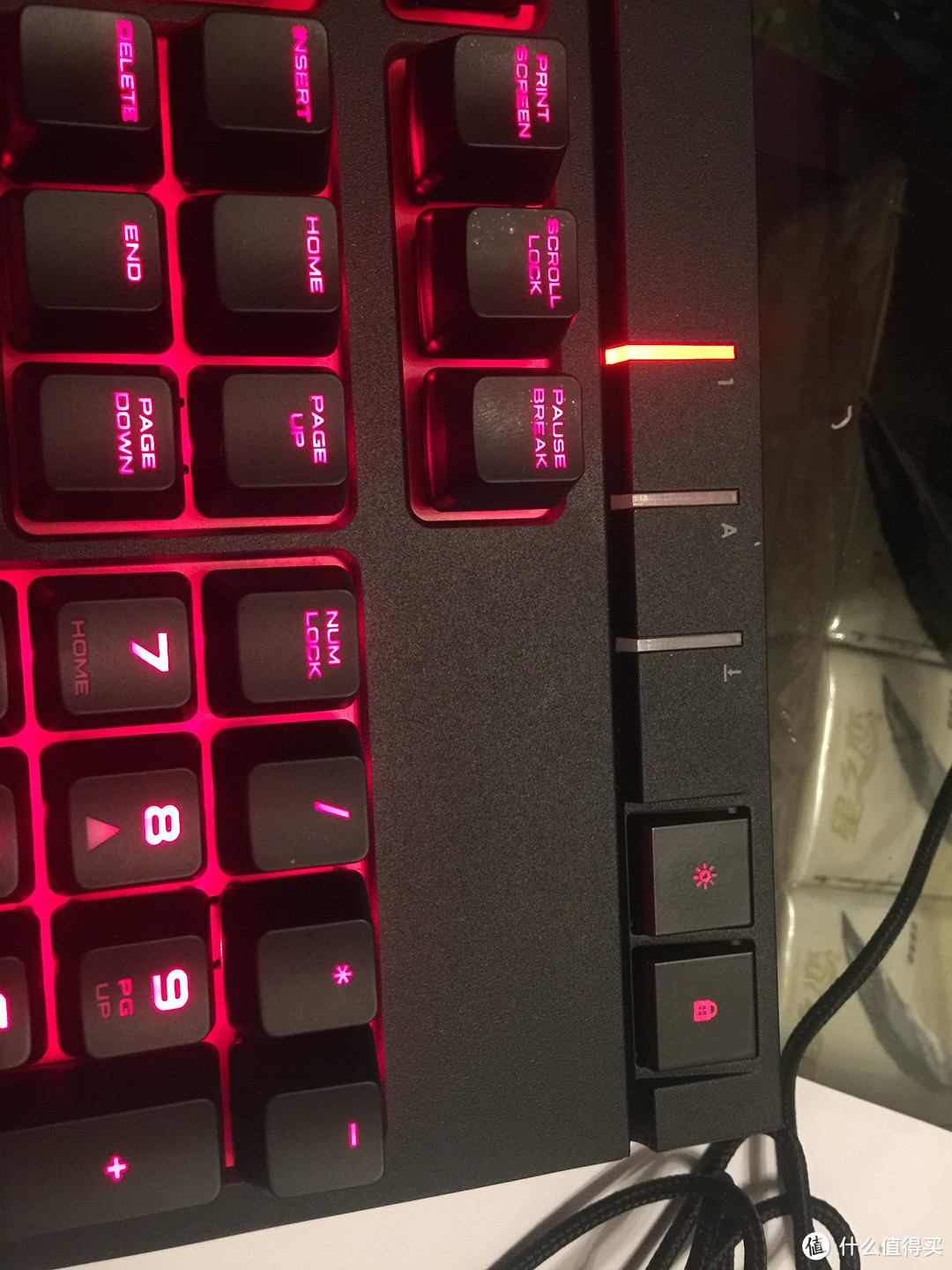 购买、使用机械键盘心得全过程——USCorsair 美商海盗船 STRAFE 惩戒者红光茶轴