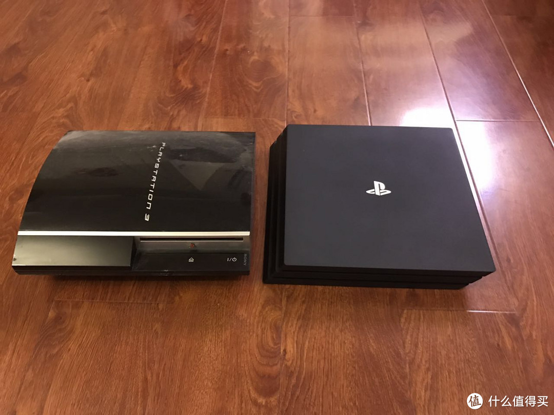 英淘 PS4 Pro 开箱手记（附蓝光播放投影效果）