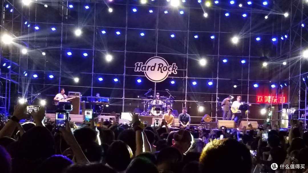 周末噪起来:深圳草莓音乐节随记