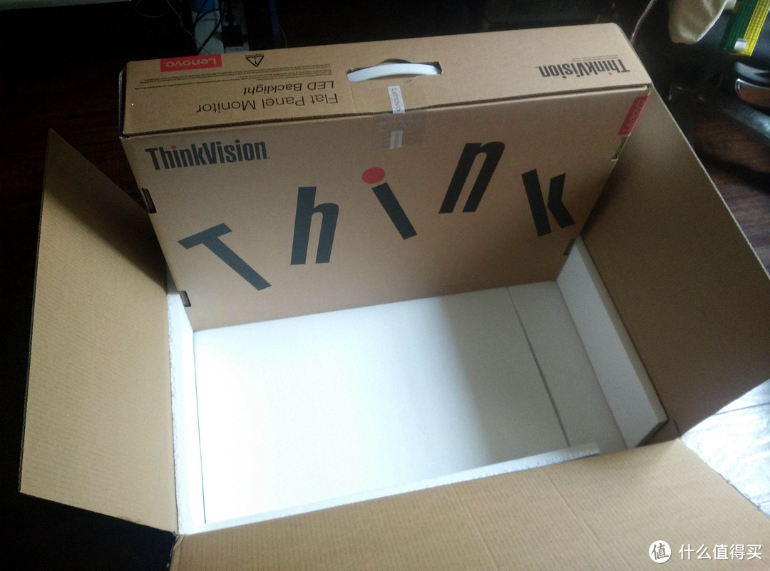 惊艳！联想 ThinkVision X27q