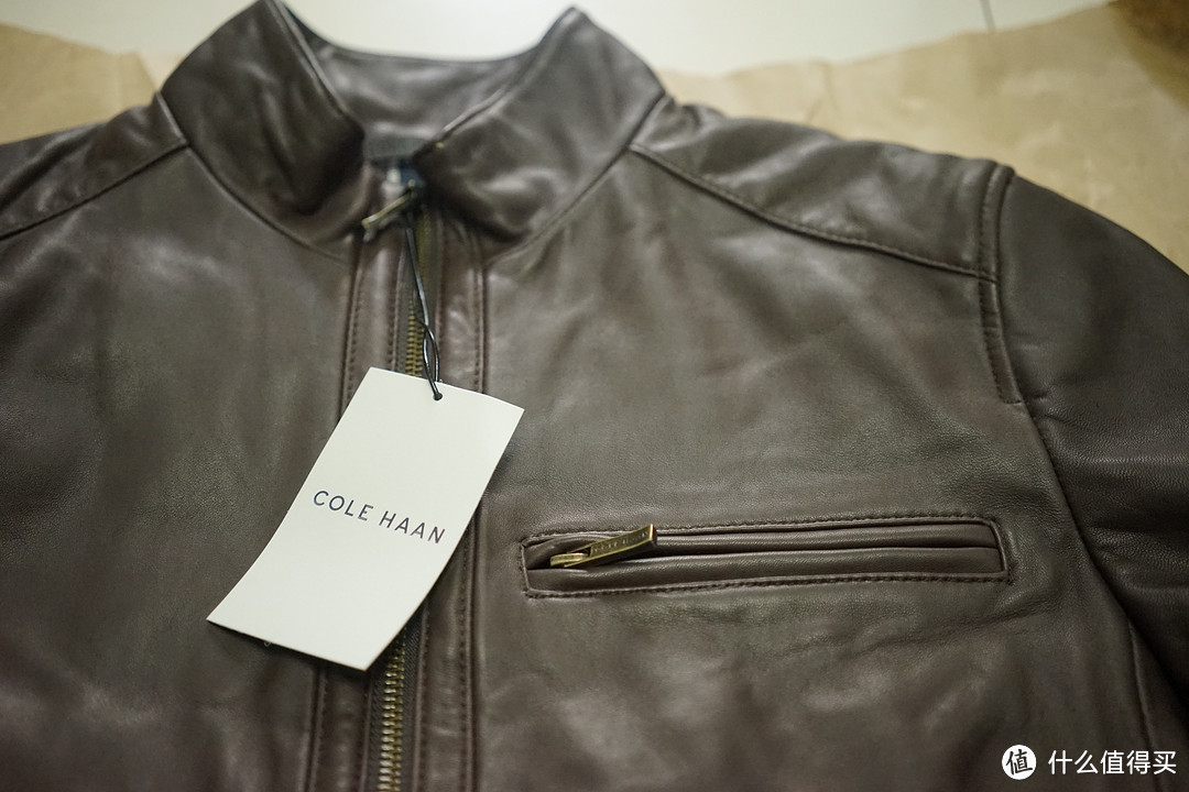 人生必须有一件皮衣，COLE HAAN Smooth Leather Moto Jacket 男款羊羔皮夹克 开箱以及真人秀