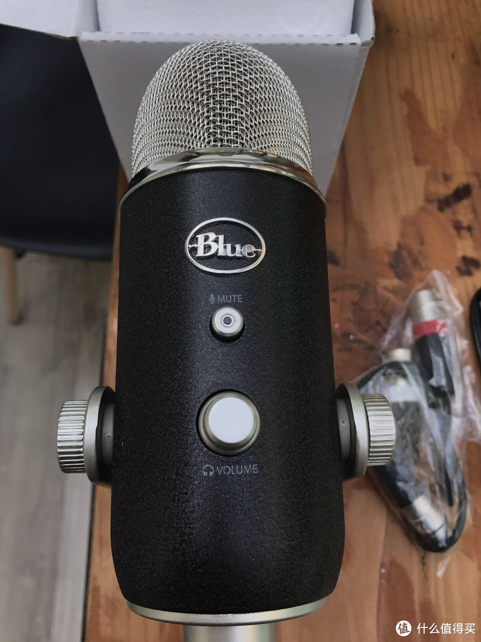 Blue yeti pro USB麦克风 开箱，文末附演奏作品