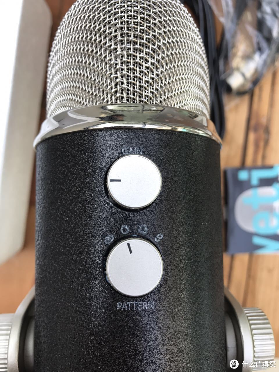 Blue yeti pro USB麦克风 开箱，文末附演奏作品