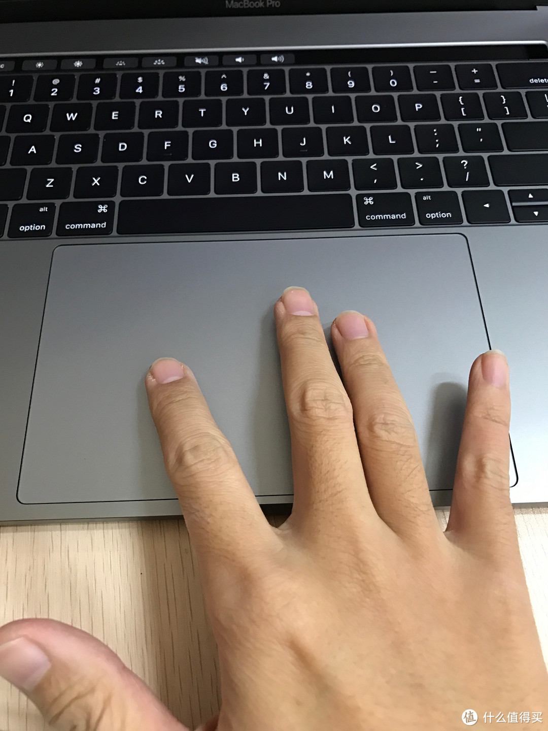 一身才华，一触即发：记Apple 苹果 MacBook pro 2016 15寸开箱