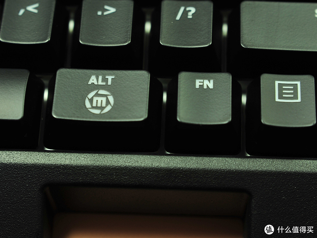 京东自出品：谜石（MegaStone）樱桃红轴机械键盘试用分享