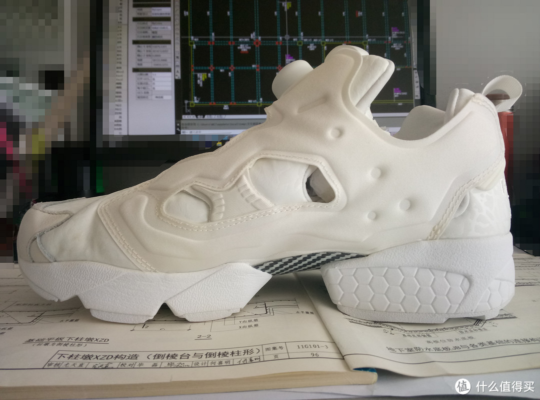 #原创新人#中年人第一双“奢侈品”— Reebok 锐步 PUMP FURY 复古跑鞋 开箱简评