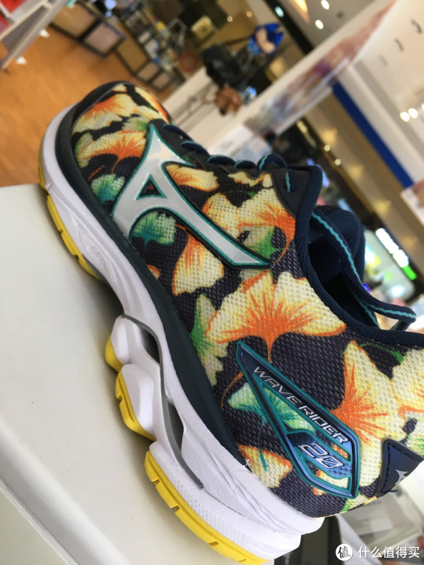 中国亚马逊非全新品--MIZUNO 美津浓 WAVE