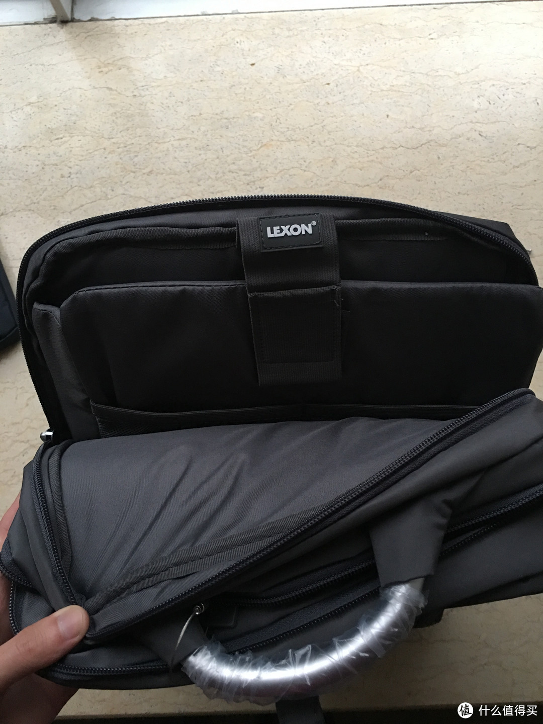 撸招行羊毛，晒10元风暴：LEXON 乐士 双肩背包+电脑公文包 开箱