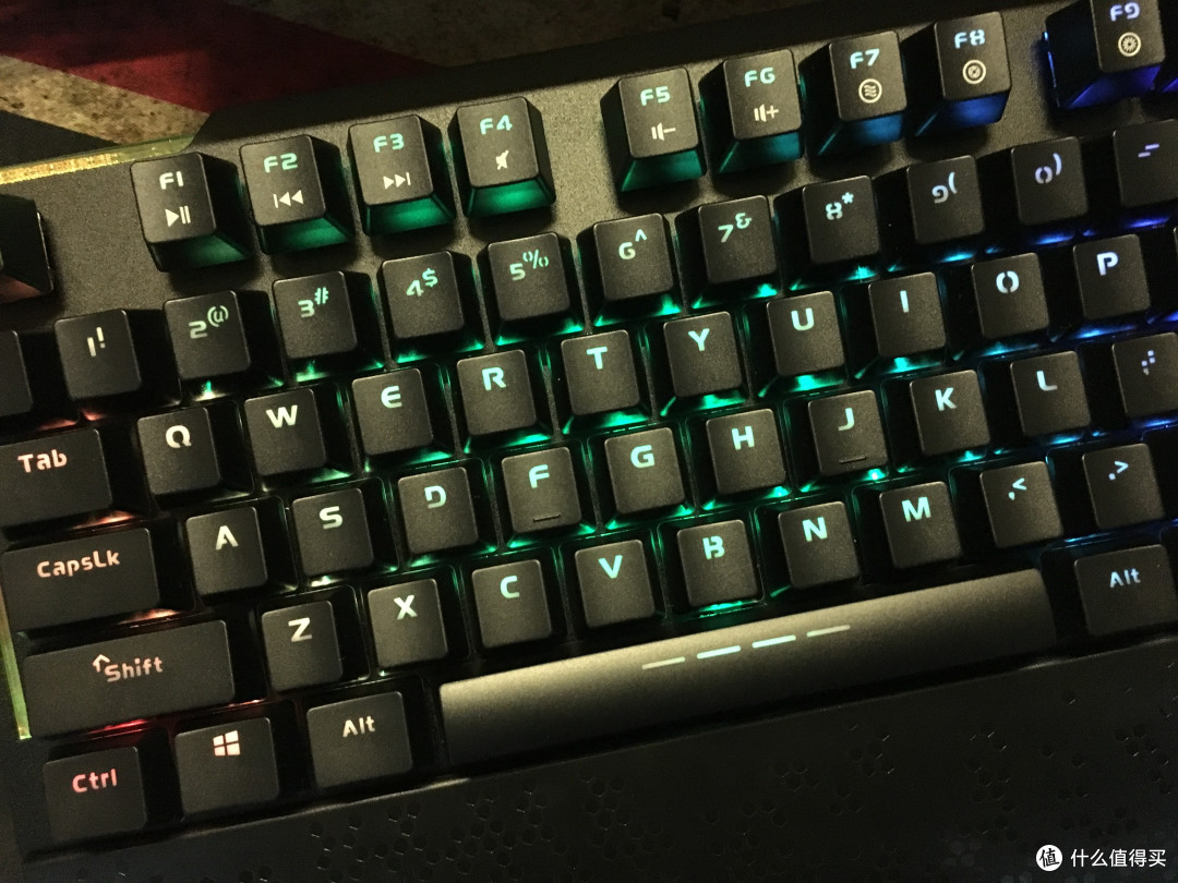 一不小心掉进了机械键盘的坑——REACHACE 达尔优 ek815 104key RGB红轴 键盘