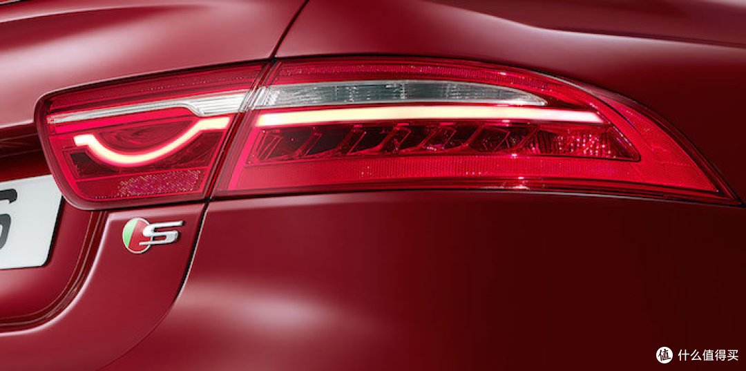 JAGUAR 捷豹 XE 汽车值不值?看你什么时候买