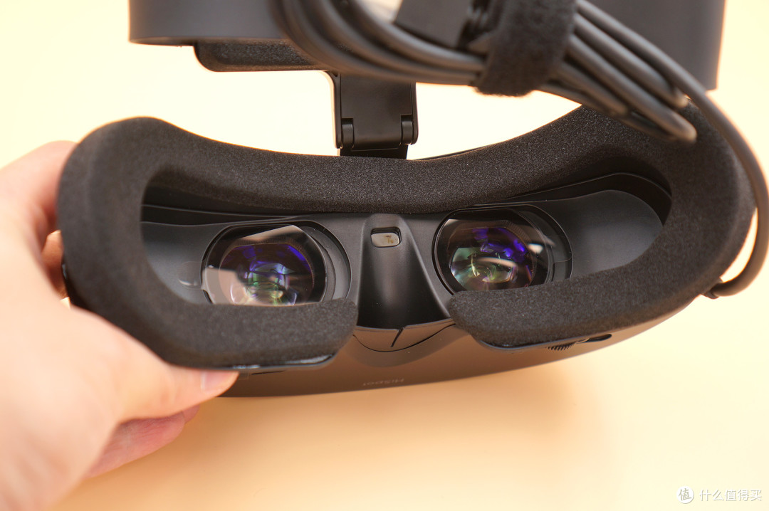 私人影院新选择:嗨镜H2观影VR眼镜评测报告