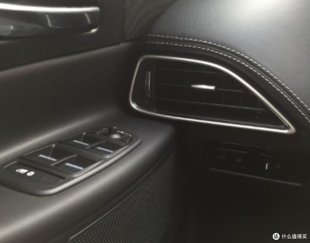 JAGUAR 捷豹 XE 汽车值不值?看你什么时候买