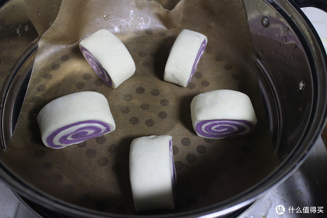 厨房里开出的玫瑰花——一个吃剩的紫薯引发的花样馒头卷