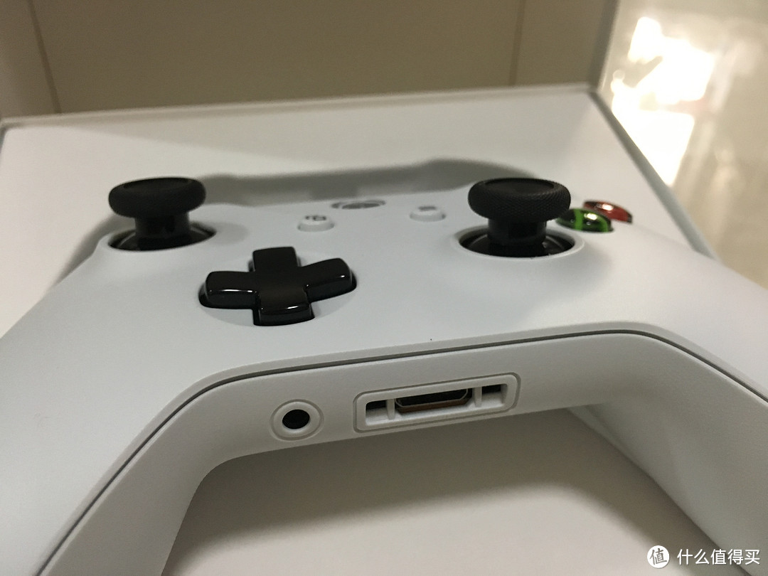 Microsoft 微软 Xbox One S 蓝牙手柄 开箱及使用方法分享（win10，同时连接Bose Soundlink Mini）