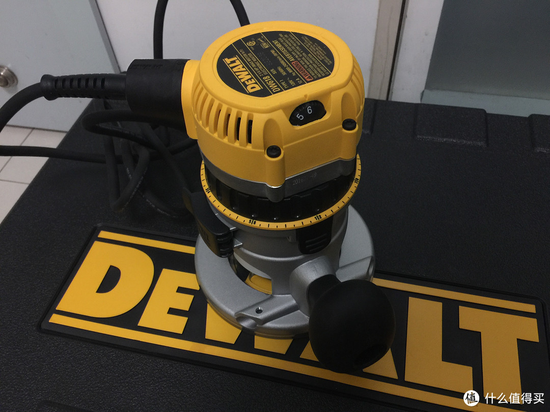 DEWALT 得伟 DW618B3 三底座套装 电木铣 试用评测