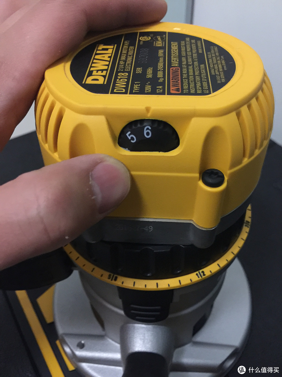 DEWALT 得伟 DW618B3 三底座套装 电木铣 试用评测