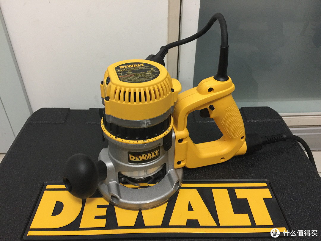 DEWALT 得伟 DW618B3 三底座套装 电木铣 试用评测