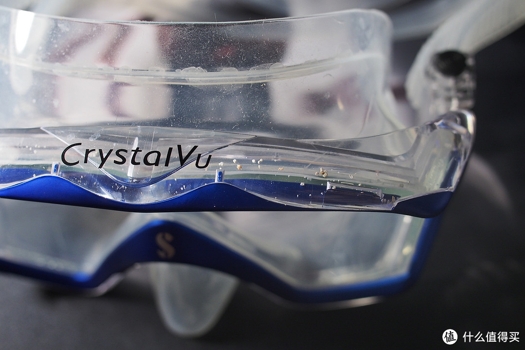 下海变身必备：Scubapro Crystal Vu单片式面罩和Spectra dry全干式呼吸管