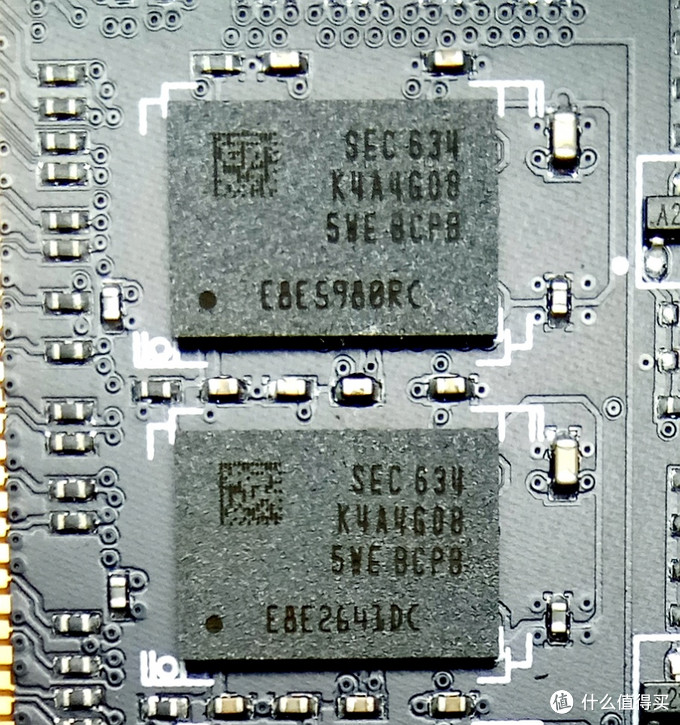 NVIDIA泰坦皮绿色信仰灯的好搭档：tigo 金泰克 天启X5 DDR4 3200内存套装开箱及超频小测